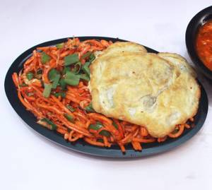 Mixed Triple Schezwan Noodles 
