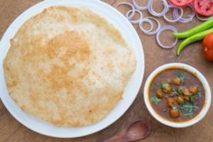 Chole Bhatoore 