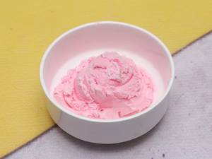 Strawberry Ice Cream