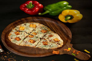 Tandoori Paneer Pizza