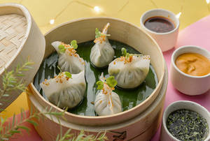 Forest And Greens Dimsums (6 Pieces)