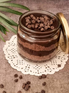 Chocolate Chip Jar  Cake (350 Ml Jar)