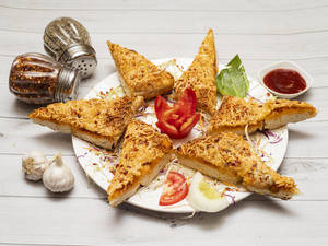 Family Garlic Cheese Roll