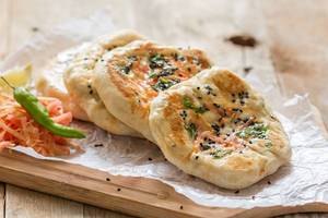 Veg-stuffed Kulcha