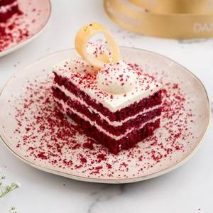 Royal Pistachio Cheese Cake