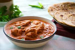 Butter Chicken with Laccha Paratha