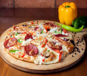 Happy Peri-peri Chicken Pizza