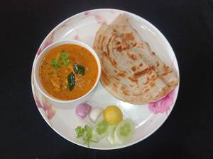 Chicken Dahiwala + Paratha