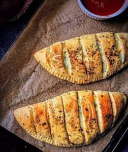 Stuffed Garlic Bread