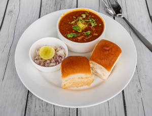 Double Butter Pav Bhaji