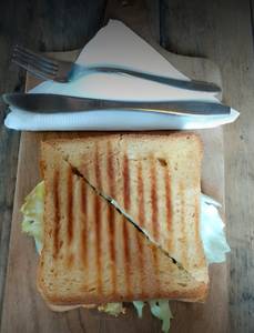 Pesto Mesto Veg Sandwich