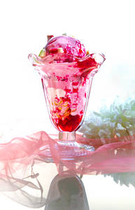 Fruit Zest Sundae