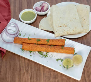 Kaathi Kebab With Rumali Roti 