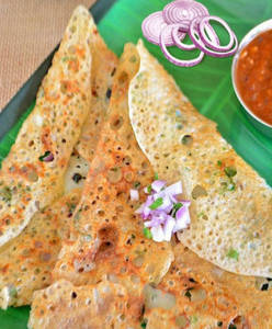 Onion Rava Dosa