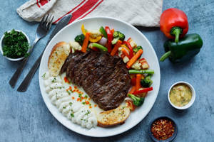 Beef Steak With Creamy Mushroom Sauce