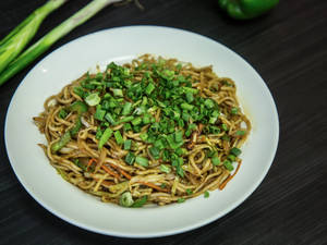 Veg Hakka Noodles         