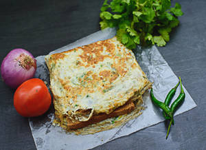 Bread Omlette With Brown Bread