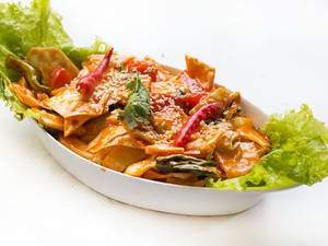 Khim Chi Salad