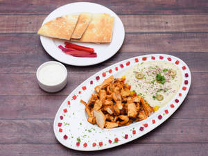 Chicken Hummus With Pita Bread