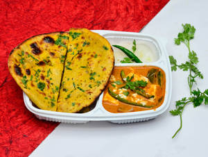 Kadai Paneer with 1 Missi Roti