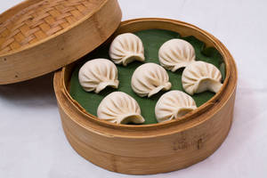 Chicken Steamed Momos (8Pcs)