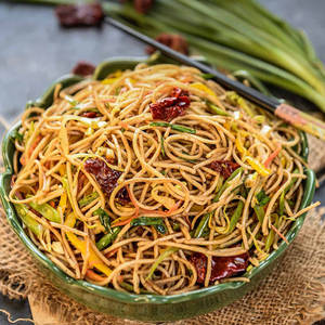 Chicken Chili Garlic Noodles