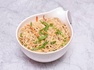 Veg Hakka Noodles