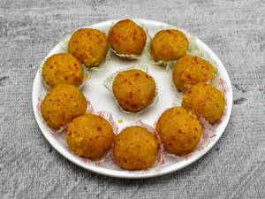 Boondi Laddoo
