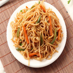 Chi. Singapore Noodles