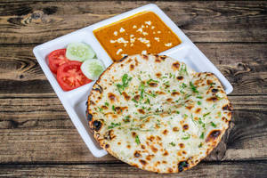 Paneer Kulcha With Gravy