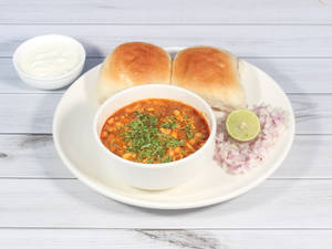 Dahi Misal Pav