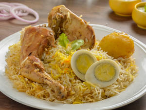 Chicken Special Biryani (2 Pcs) 1200 ml