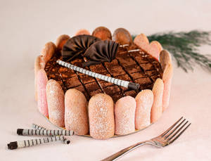 Eggless Classic Tiramisu Cake (500 gms)