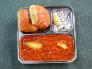 Jain Butter Pav Bhaji