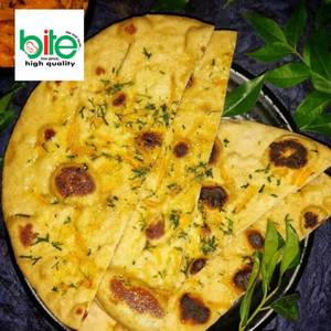 Missi Roti Pyaz Wali [1 Piece]