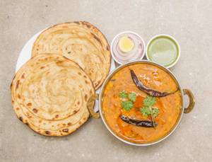 Kadai Paneer + 2 Butter Naan