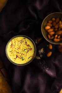 Hot Badami Malai Milk [250 Ml]