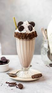 Oreo milk shake
