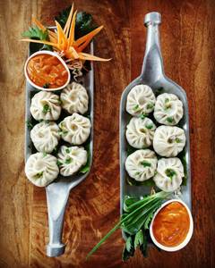 Barbeque Chicken Steamed Momos (6pcs)
