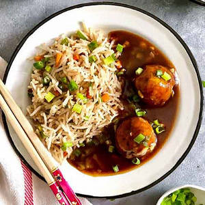 Veg Fried Rice With Manchurian