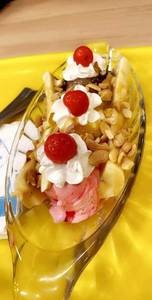 Dry Fruit Sundae