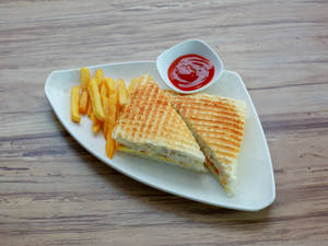 Club Grilled Chicken Sandwich