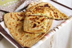 Anda Paratha (Per Pcs)