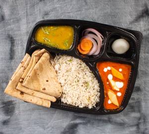 Paneer butter masala deluxe thali