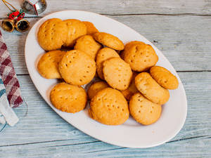 Salt Biscuit ( 100 Gm )
