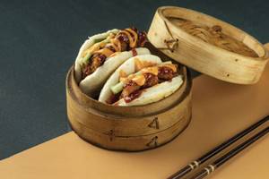 Korean Chicken Baos