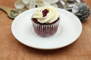 Red Velvet Cup Cake (6 Pcs)