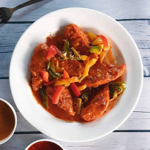 Veg Peri Peri Momos (6 Pcs)