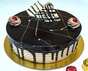 Swiss Chocolate Cake (1Kg)