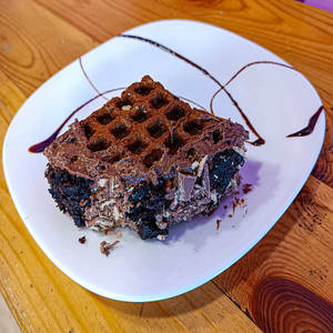 Brownie Kitkat Waffle